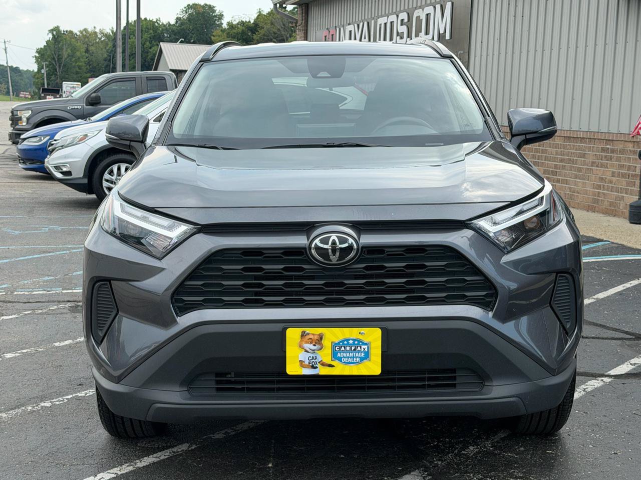 Used 2025 Toyota RAV4 XLE AWD/4WD image 8