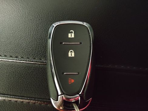 Used 2021 Chevrolet Blazer LT FWD image 32