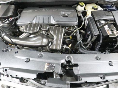 Used 2015 Buick Verano w/ Comfort Package FWD image 21