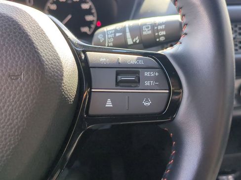 Used 2025 Honda HR-V Sport image 21