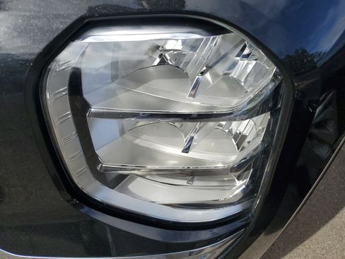 Used 2025 Mitsubishi Outlander SE image 5