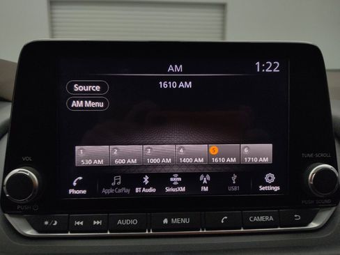 Used 2021 Nissan Rogue SV w/ Premium Package image 25