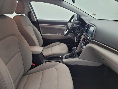 Used 2020 Hyundai Elantra SEL FWD image 21