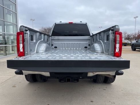 Used 2024 Ford F350 XLT w/ FX4 Off-Road Package image 13