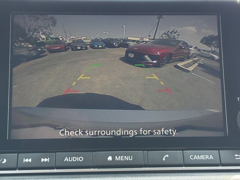 Used 2025 Nissan Rogue SV FWD image 24