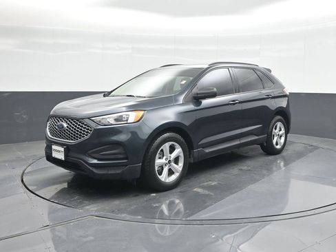 Used 2023 Ford Edge SE image 1