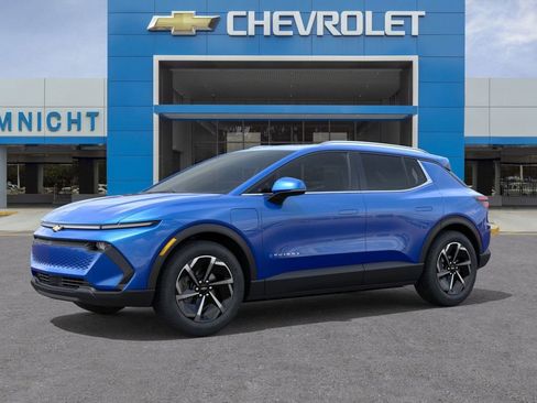 New 2026 Chevrolet Equinox EV LT AWD/4WD image 2