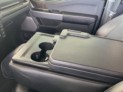 Used 2023 Ford F250 Lariat w/ Sport Appearance Package image 38