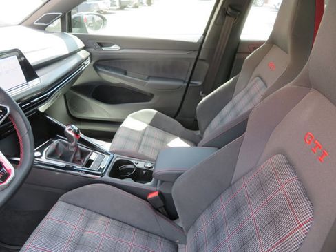 Used 2024 Volkswagen GTI SE image 11
