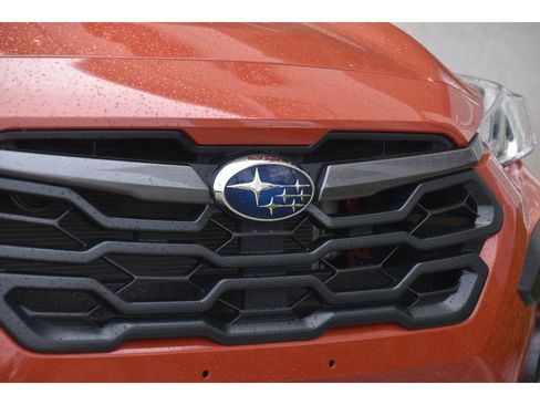Used 2025 Subaru Crosstrek 2.0i Premium image 10