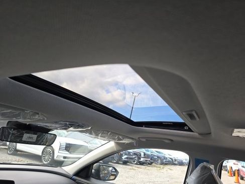 New 2026 Hyundai Elantra Limited image 6