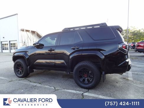 Used 2025 Toyota 4Runner TRD Pro AWD/4WD image 5