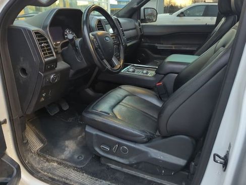 Used 2021 Ford Expedition Max Limited image 9