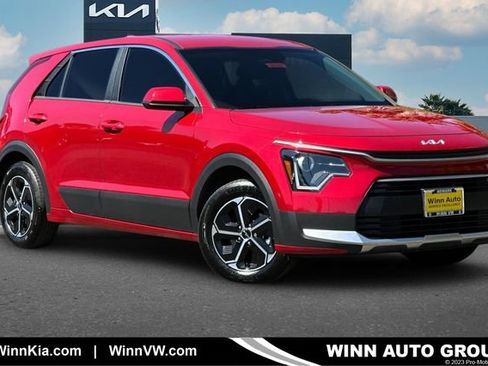 Certified 2024 Kia Niro LX FWD image 1