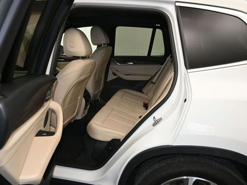 Used 2019 BMW X3 xDrive30i w/ Executive Package AWD/4WD image 23