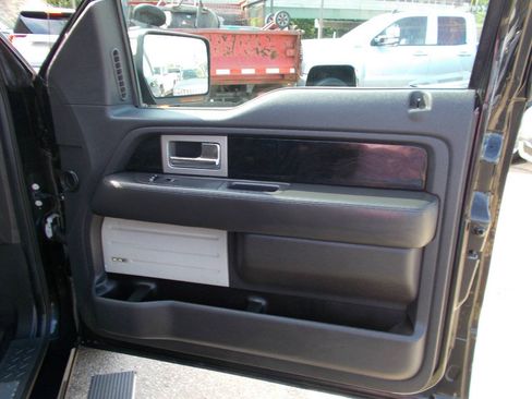 Used 2012 Ford F150 Platinum w/ Max Trailer Tow Pkg AWD/4WD image 17