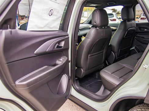 New 2026 Chevrolet TrailBlazer ACTIV image 23