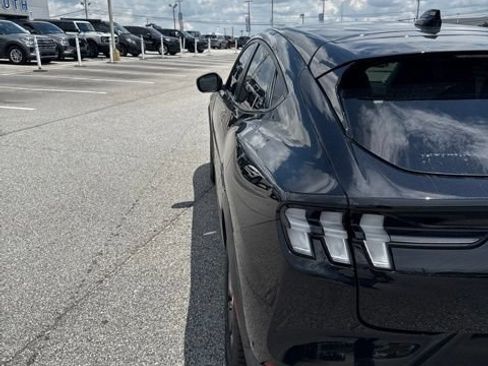 Used 2023 Ford Mustang Mach-E Select RWD image 5