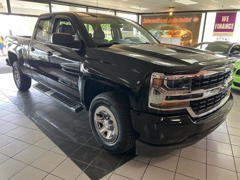 Used 2019 Chevrolet Silverado 1500 W/T w/ WT Convenience Package image 4