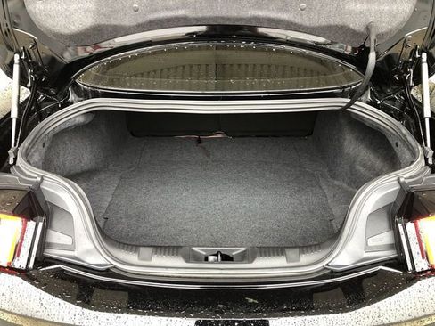 Used 2025 Ford Mustang EcoBoost image 11