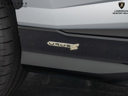 Used 2024 Lamborghini Urus S image 7