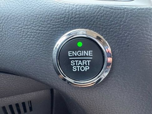 Used 2024 Ford Edge SEL AWD/4WD image 31