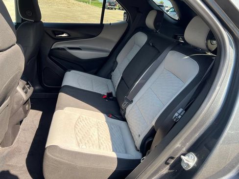 Used 2018 Chevrolet Equinox LT FWD image 18