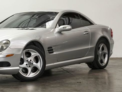 Used 2004 Mercedes-Benz SL 500 image 9