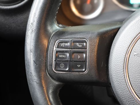 Used 2017 Jeep Wrangler Unlimited Sport w/ Connectivity Group image 19