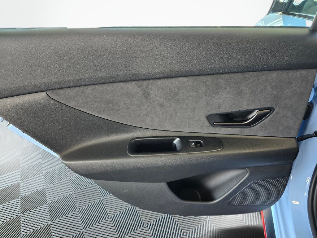 New 2026 Hyundai Elantra N FWD image 37