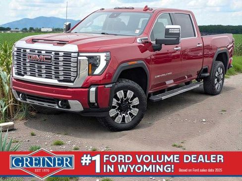 Used 2024 GMC Sierra 3500 Denali w/ Denali Reserve Package AWD/4WD image 1