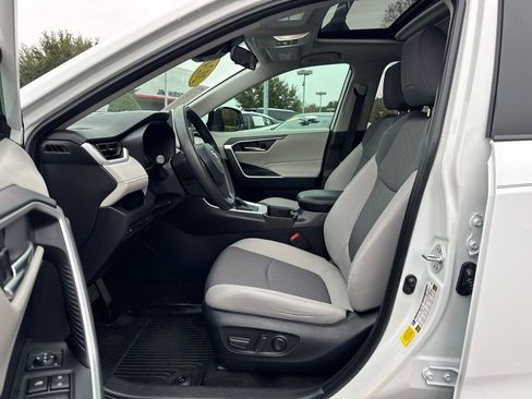 Certified 2024 Toyota RAV4 XLE image 23