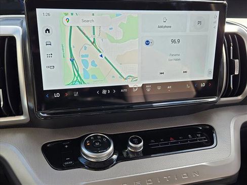 New 2025 Ford Expedition Active image 12