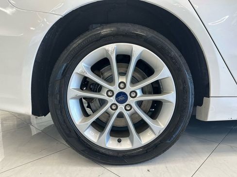 Used 2019 Ford Fusion Energi Titanium image 41