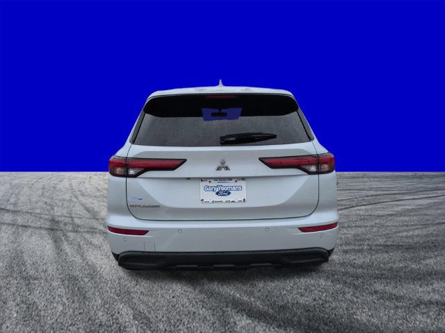 Used 2022 Mitsubishi Outlander ES FWD image 5