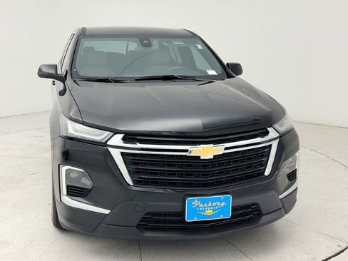 Certified 2023 Chevrolet Traverse LS image 2