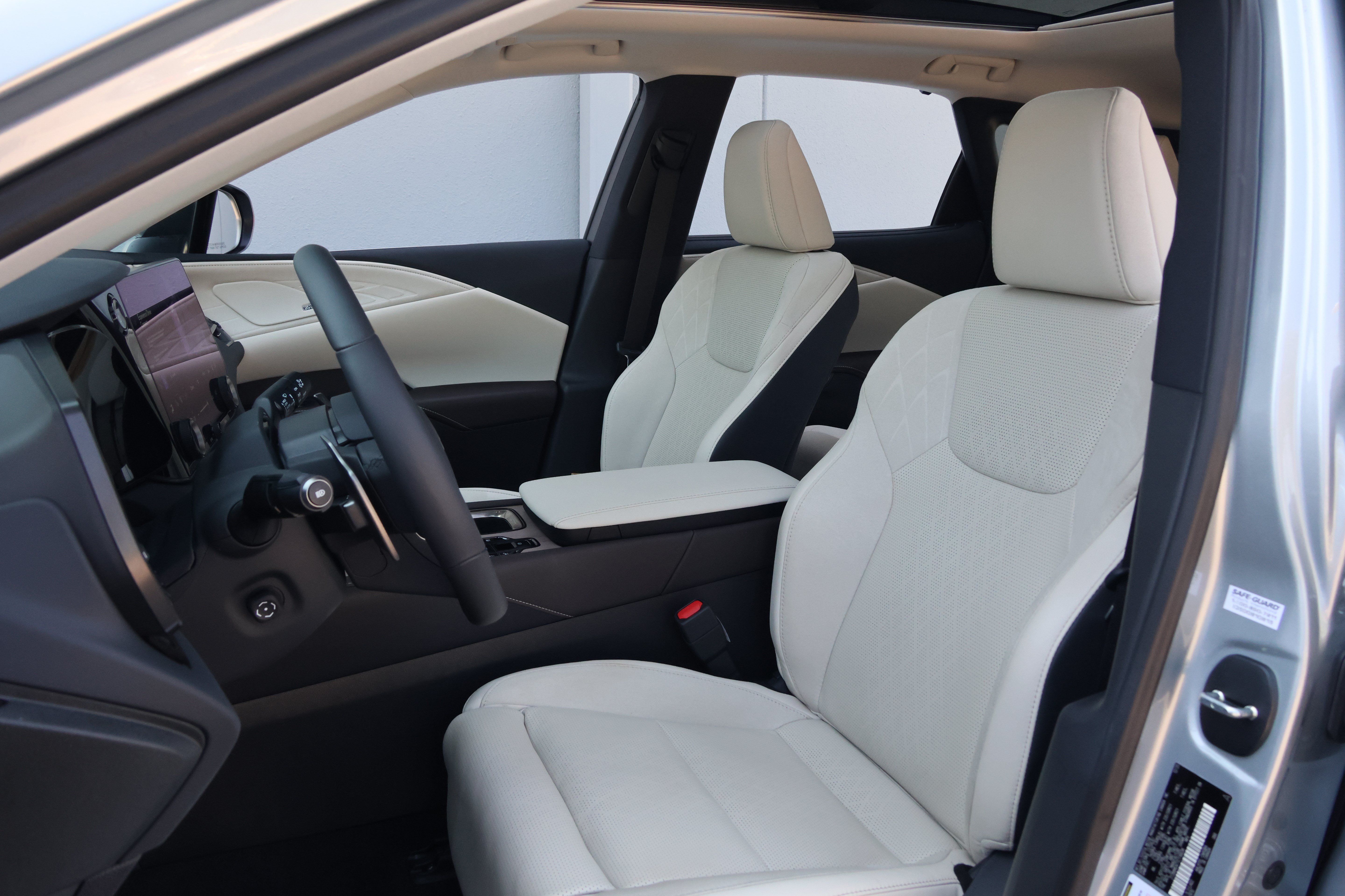 Certified 2026 Lexus RX 350 w/ Convenience Package AWD/4WD image 34