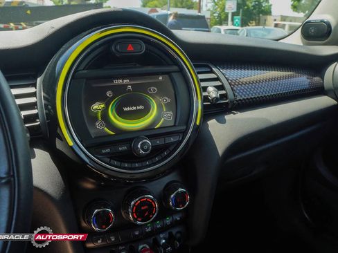 Used 2017 MINI Cooper S FWD image 40