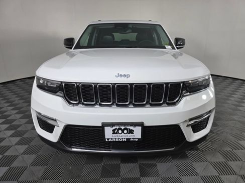 Used 2023 Jeep Grand Cherokee 4WD 4xe image 8