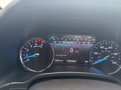 Used 2019 Ford F250 Platinum w/ Platinum Ultimate Package AWD/4WD image 21