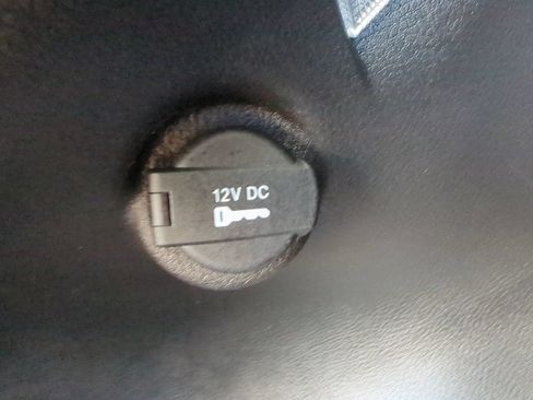 Used 2024 Jeep Compass Latitude AWD/4WD image 38