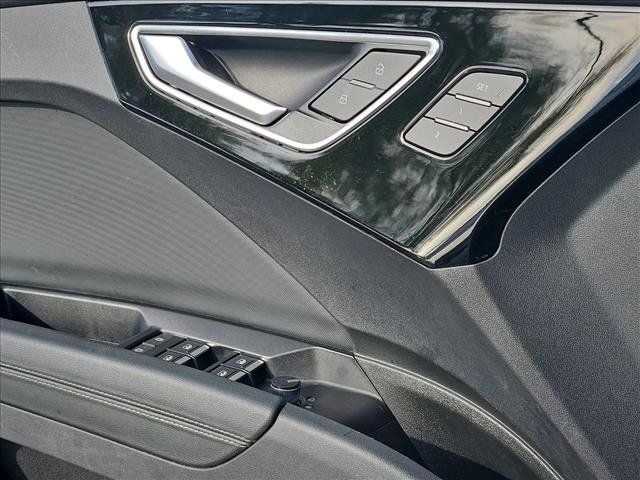 Used 2023 Audi Q4 e-tron Premium AWD/4WD image 11