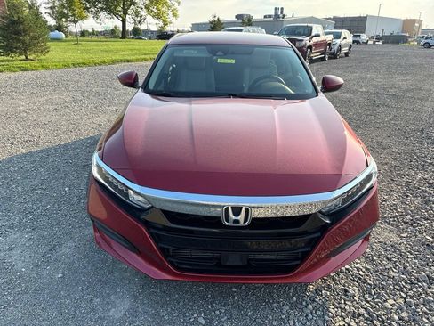Used 2018 Honda Accord LX image 2
