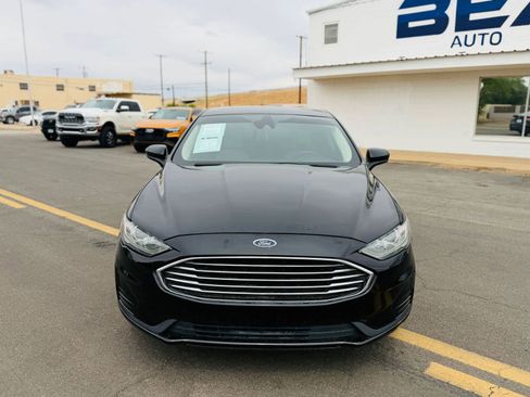 Used 2019 Ford Fusion SE w/ Equipment Group 151A FWD image 8