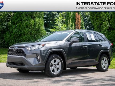 Used 2019 Toyota RAV4 XLE w/ Convenience Package AWD/4WD image 1