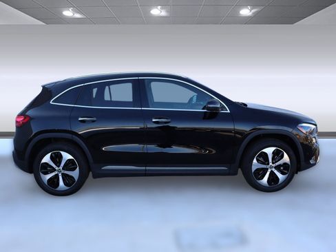 Used 2025 Mercedes-Benz GLA 250 image 4