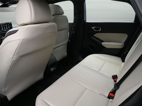 Used 2025 Acura Integra A-Spec image 10