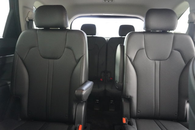 Used 2021 Kia Sorento EX FWD image 31
