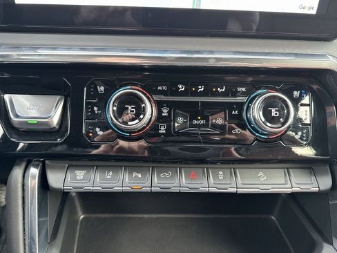 Certified 2024 GMC Sierra 2500 Denali Ultimate image 18