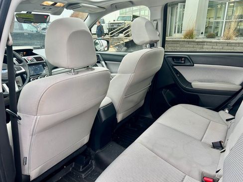 Used 2017 Subaru Forester 2.5i Premium image 13